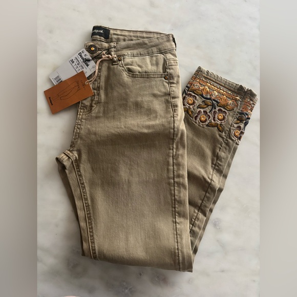 Desigual Exotic Miami Skinny Pant in Tan US Size 4 Euro Size 38 - Picture 8 of 16
